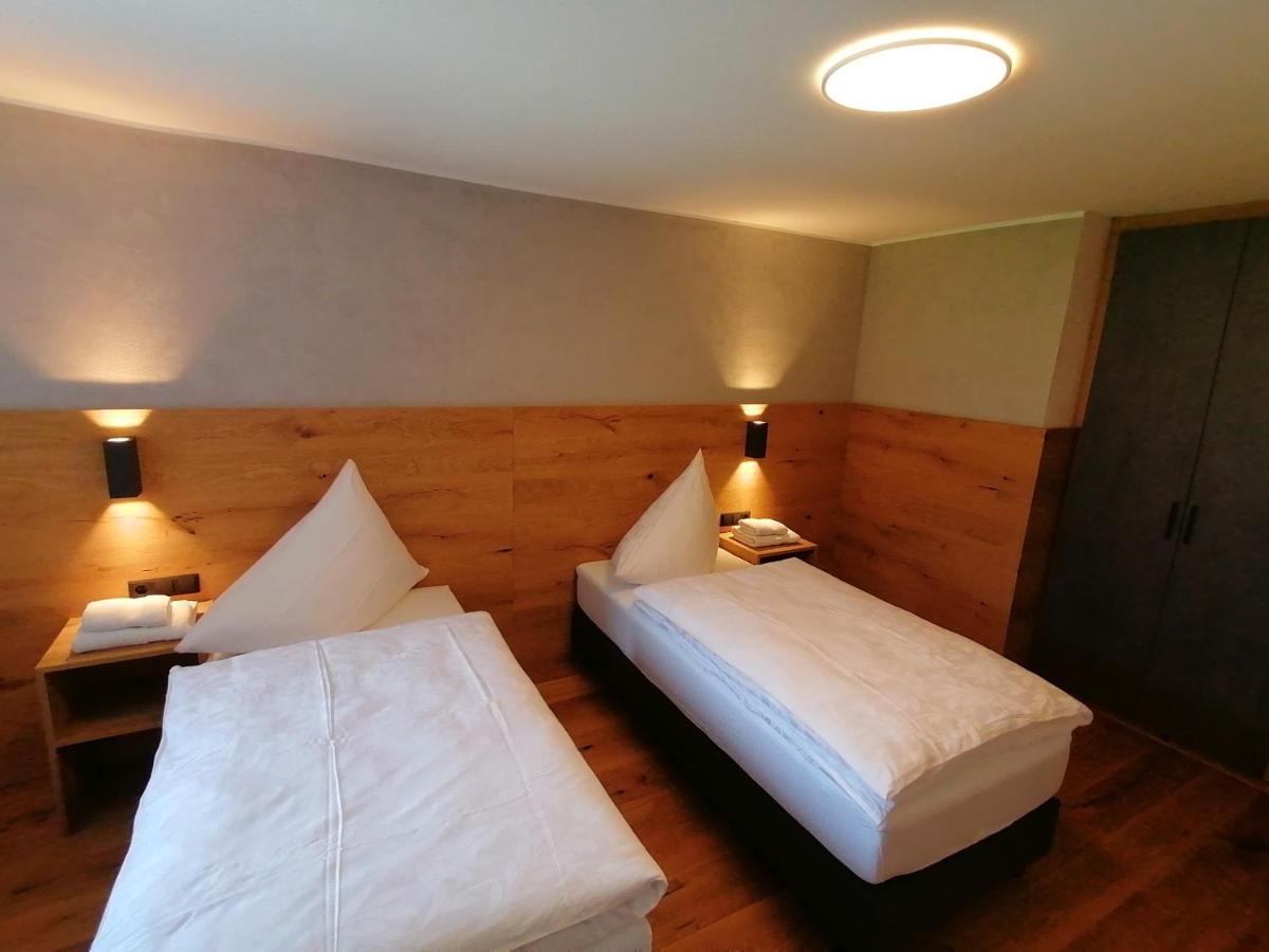 Ferienwohnungen Strass Im Zillertal Exterior foto